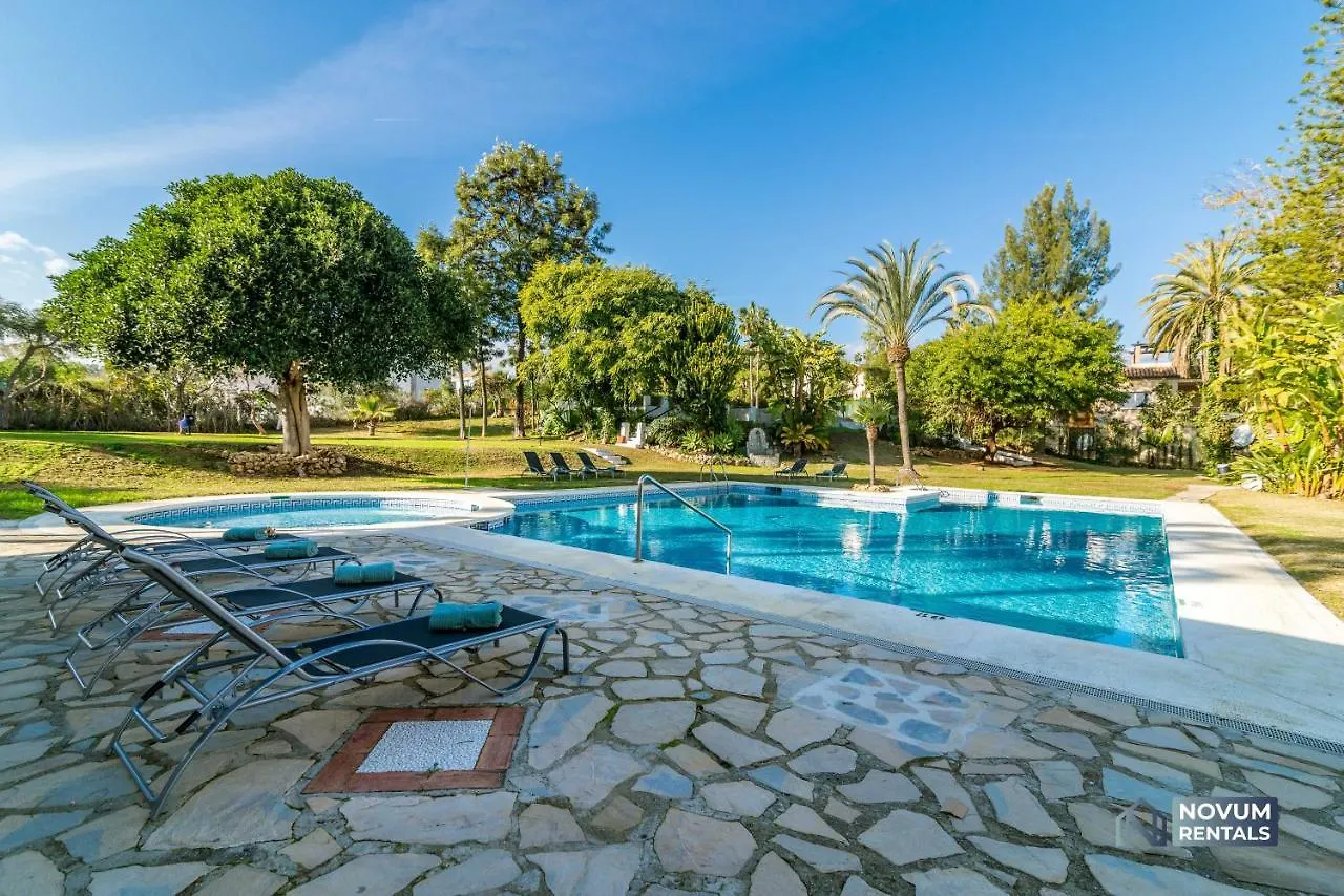 Sierra Park - 18 Newly Renovated Apartments With Pool, Gym, Jacuzzi And Padel Marbella