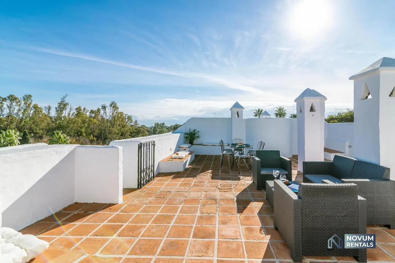 Sierra Park - 18 Newly Renovated Apartments With Pool, Gym, Jacuzzi And Padel Marbella Spain