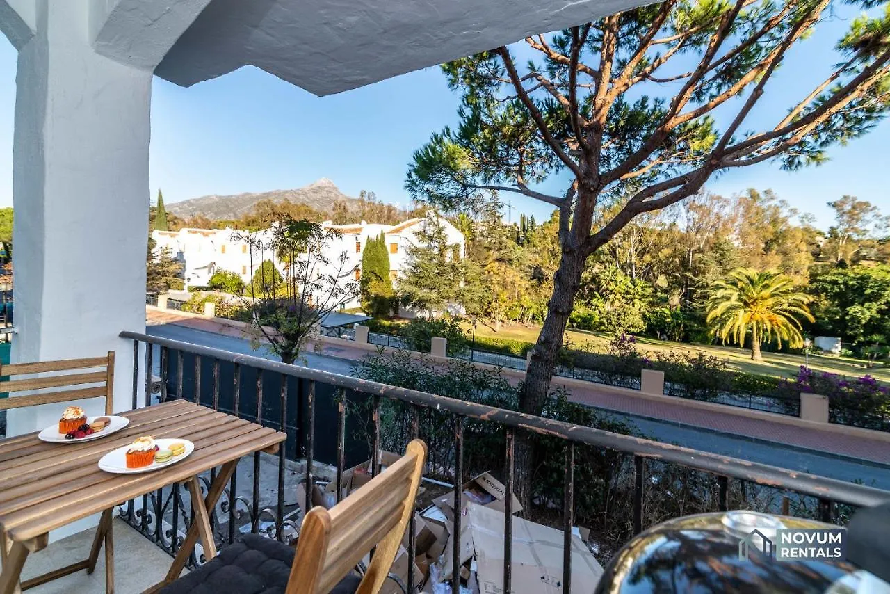 Sierra Park - 18 Newly Renovated Apartments With Pool, Gym, Jacuzzi And Padel Marbella Spain
