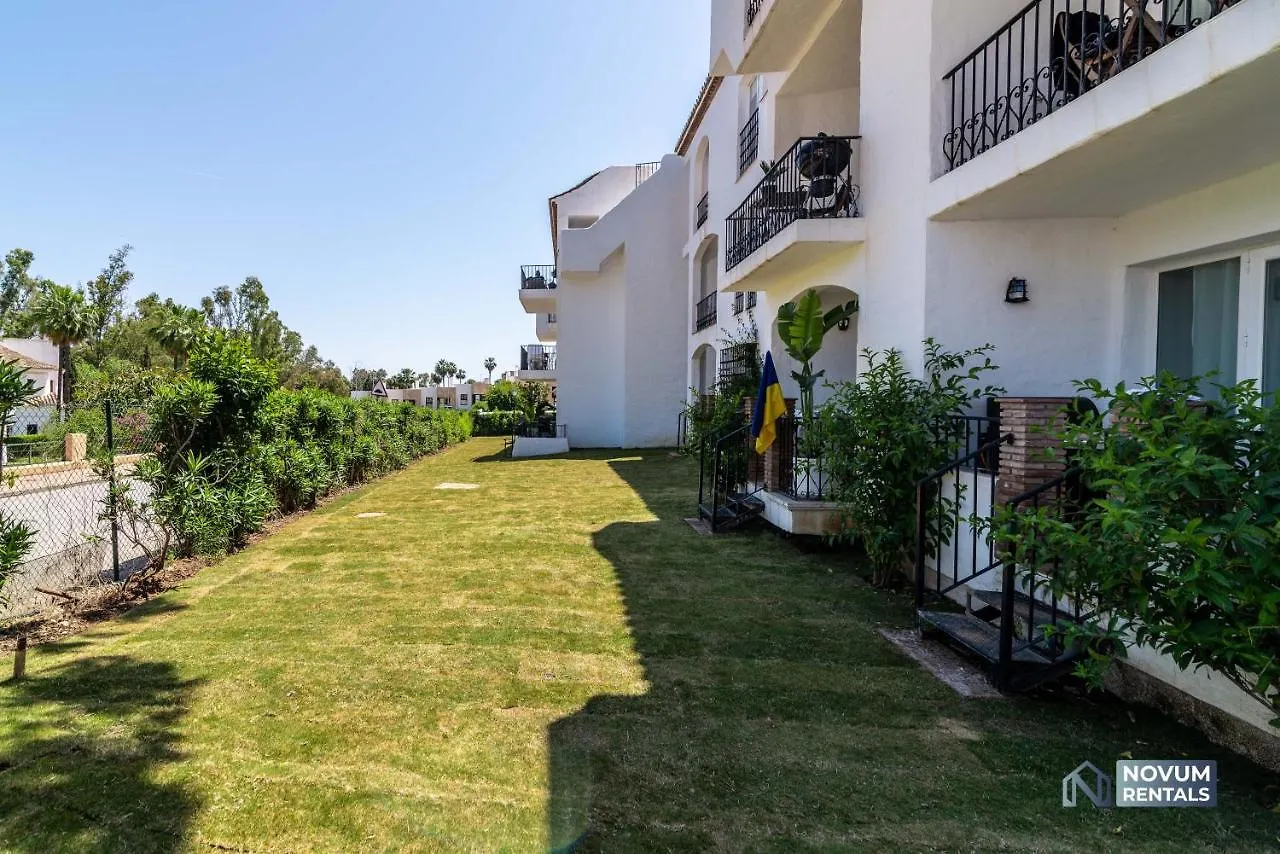Sierra Park - 18 Newly Renovated Apartments With Pool, Gym, Jacuzzi And Padel Marbella Spain