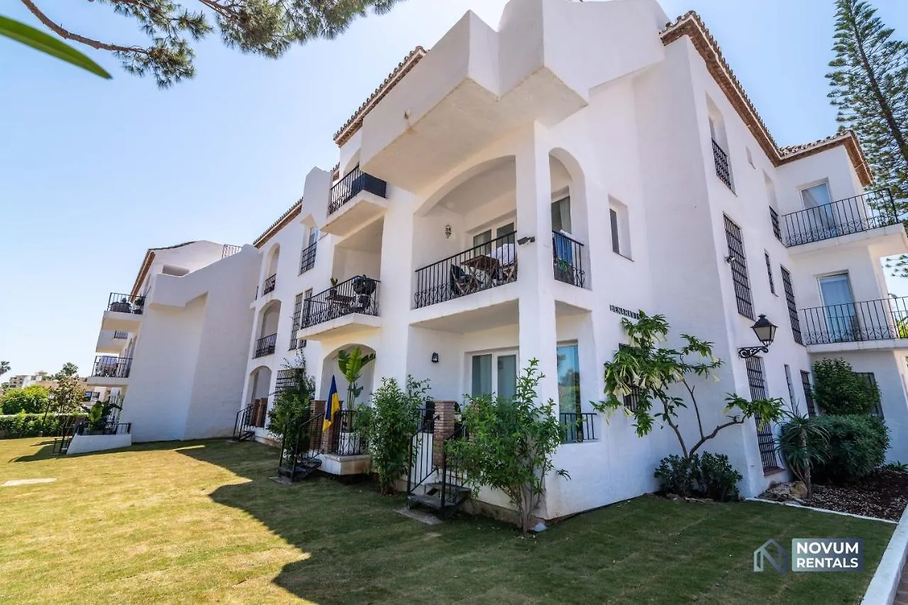 Sierra Park - 18 Newly Renovated Apartments With Pool, Gym, Jacuzzi And Padel Marbella