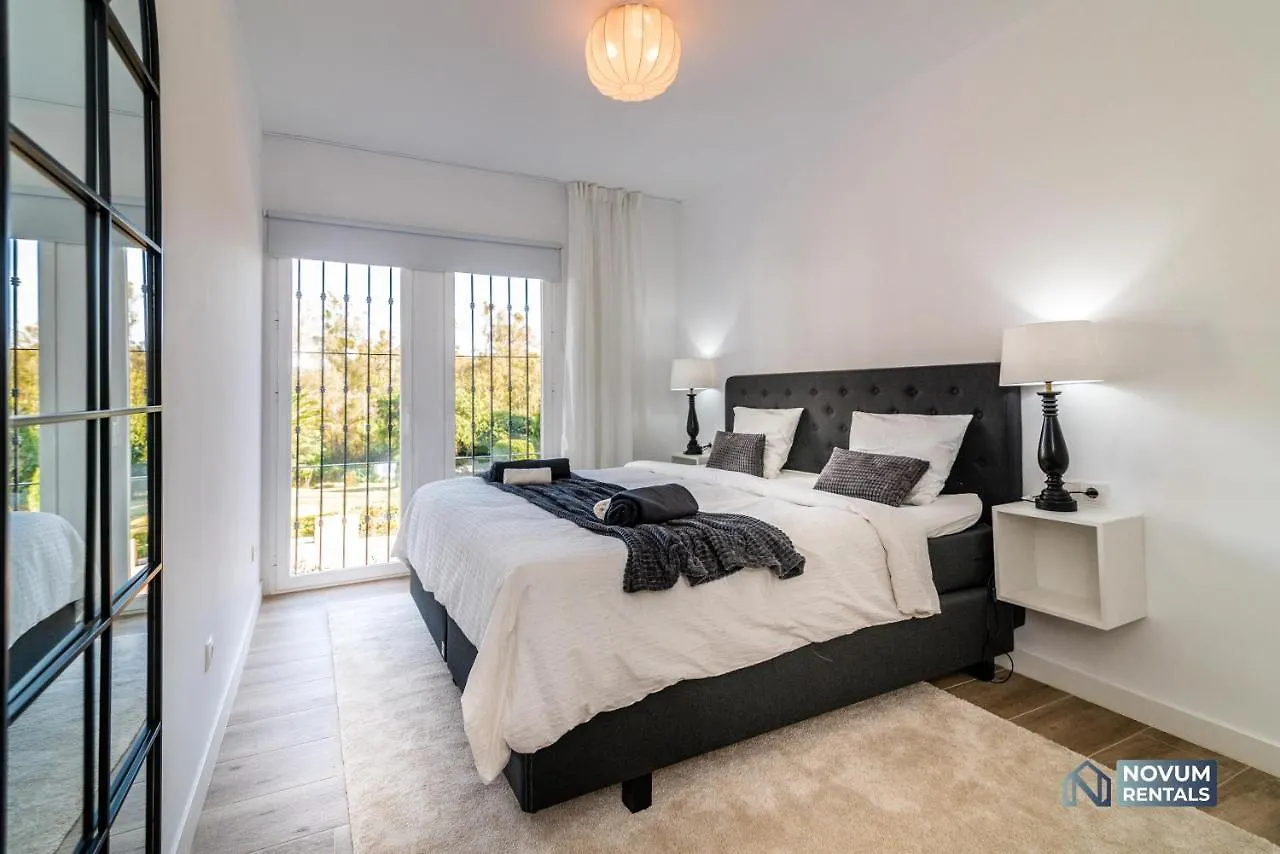 Sierra Park - 18 Newly Renovated Apartments With Pool, Gym, Jacuzzi And Padel Marbella Spain