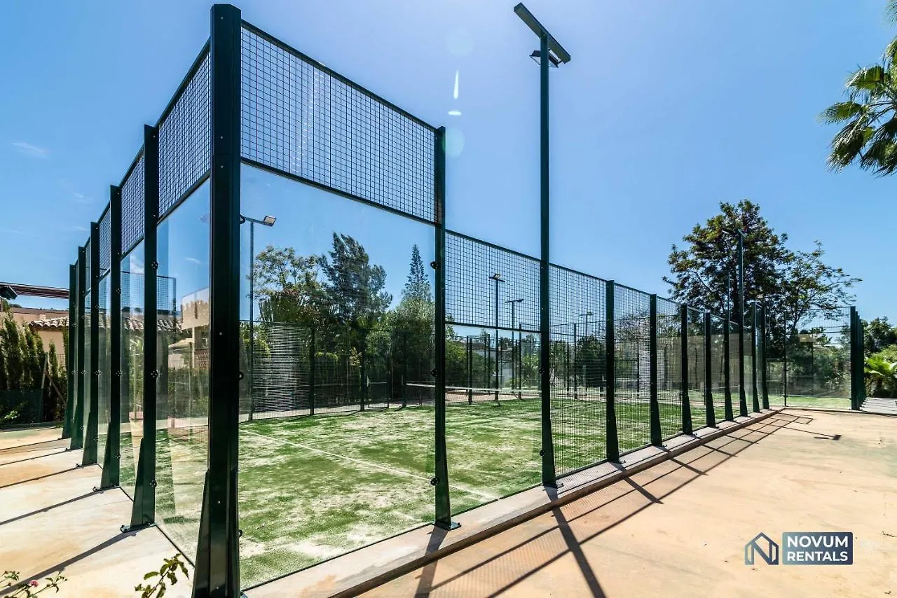 Sierra Park - 18 Newly Renovated Apartments With Pool, Gym, Jacuzzi And Padel Marbella 0*,  Spain