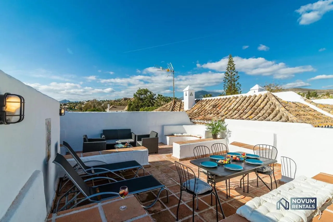 Sierra Park - 18 Newly Renovated Apartments With Pool, Gym, Jacuzzi And Padel Marbella Spain